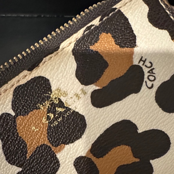 Coach Vintage Ocelot - Animal Print Card & Key Holder - Picture 5 of 6